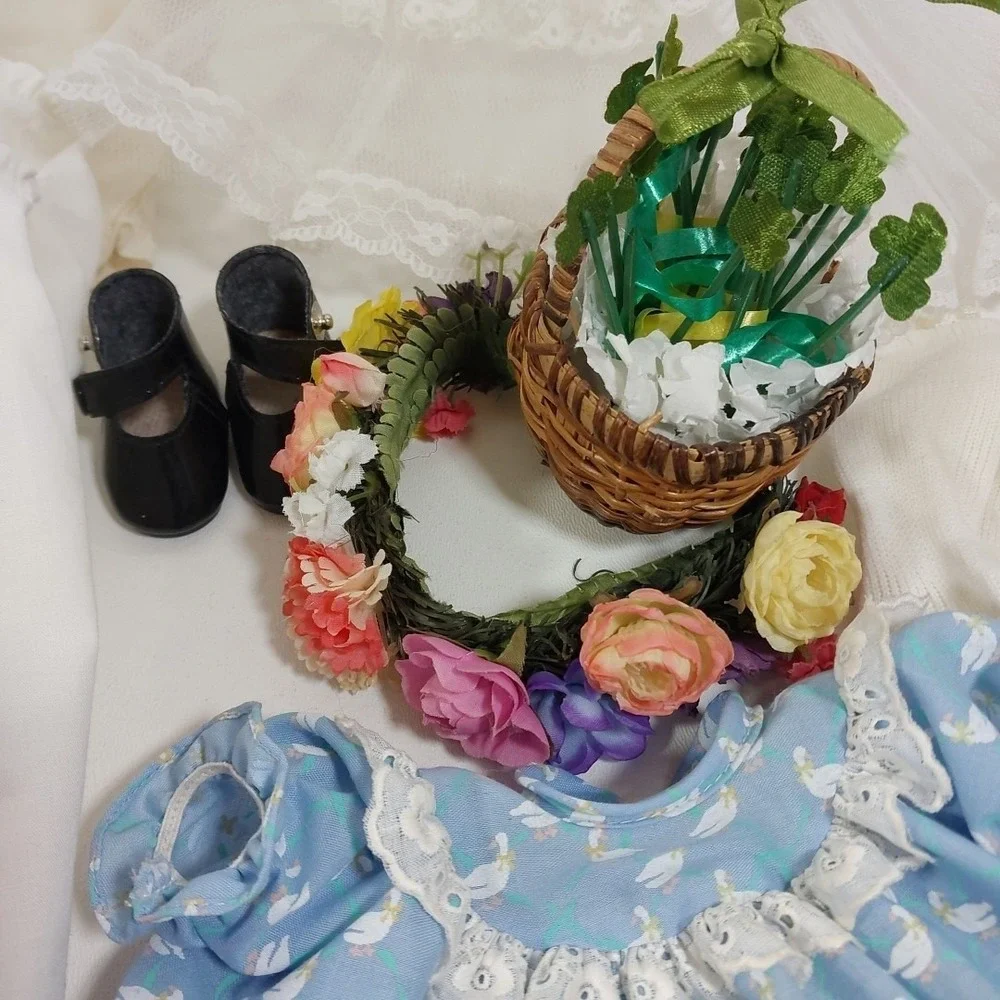 Vtg Lot Doll Clothes Accesories Irish Hawaiian Christening Duck Shoes Headband‎